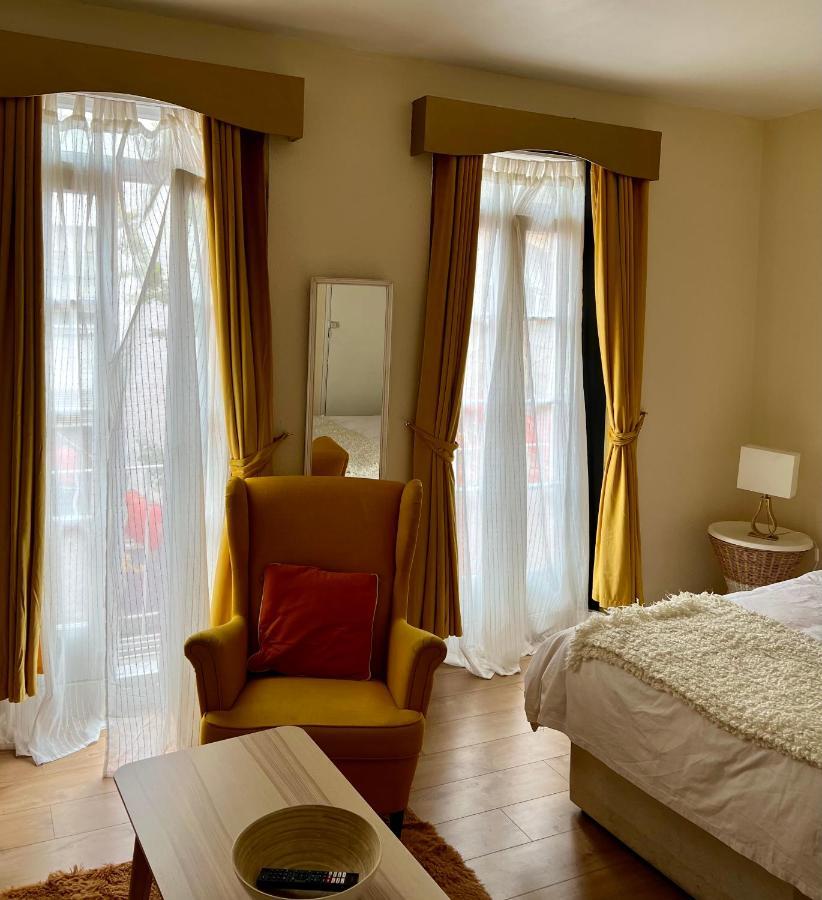 Candy Cafe Apartment Londra Esterno foto