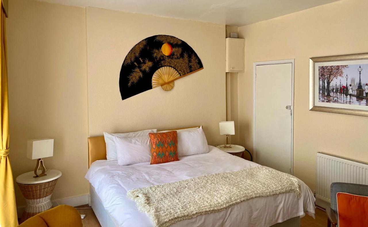 Candy Cafe Apartment Londra Esterno foto